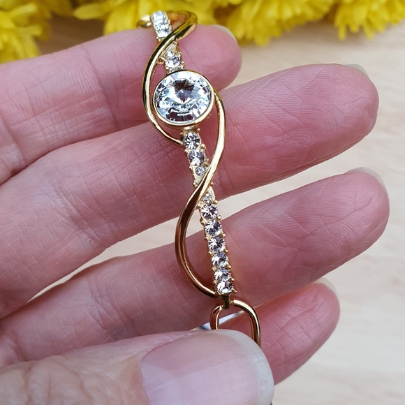 Gold Swarovski Crystal Bracelet - Picture 6 of 9